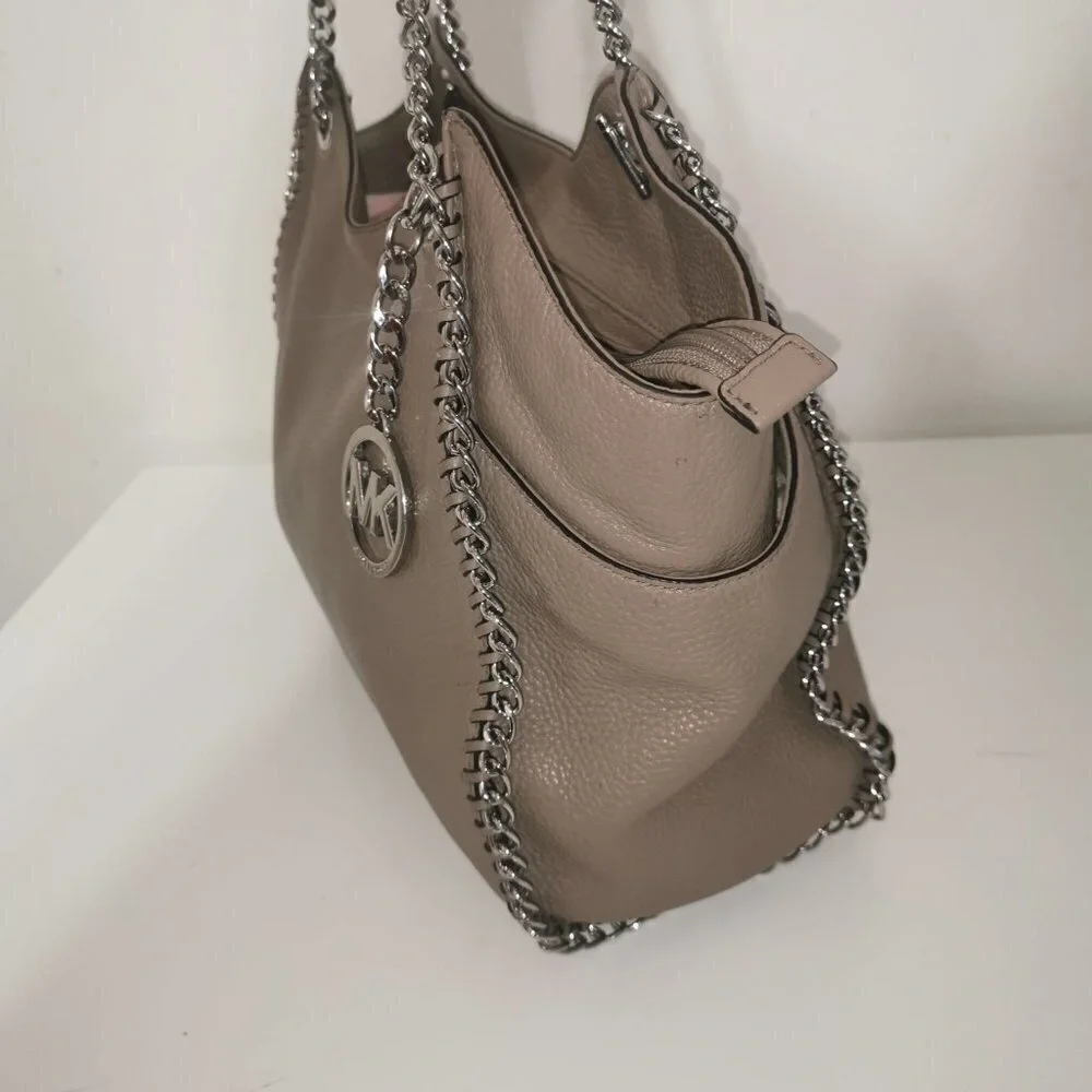 Michael Kors chain bag | Color:‎ taupe | size 14L x 10H